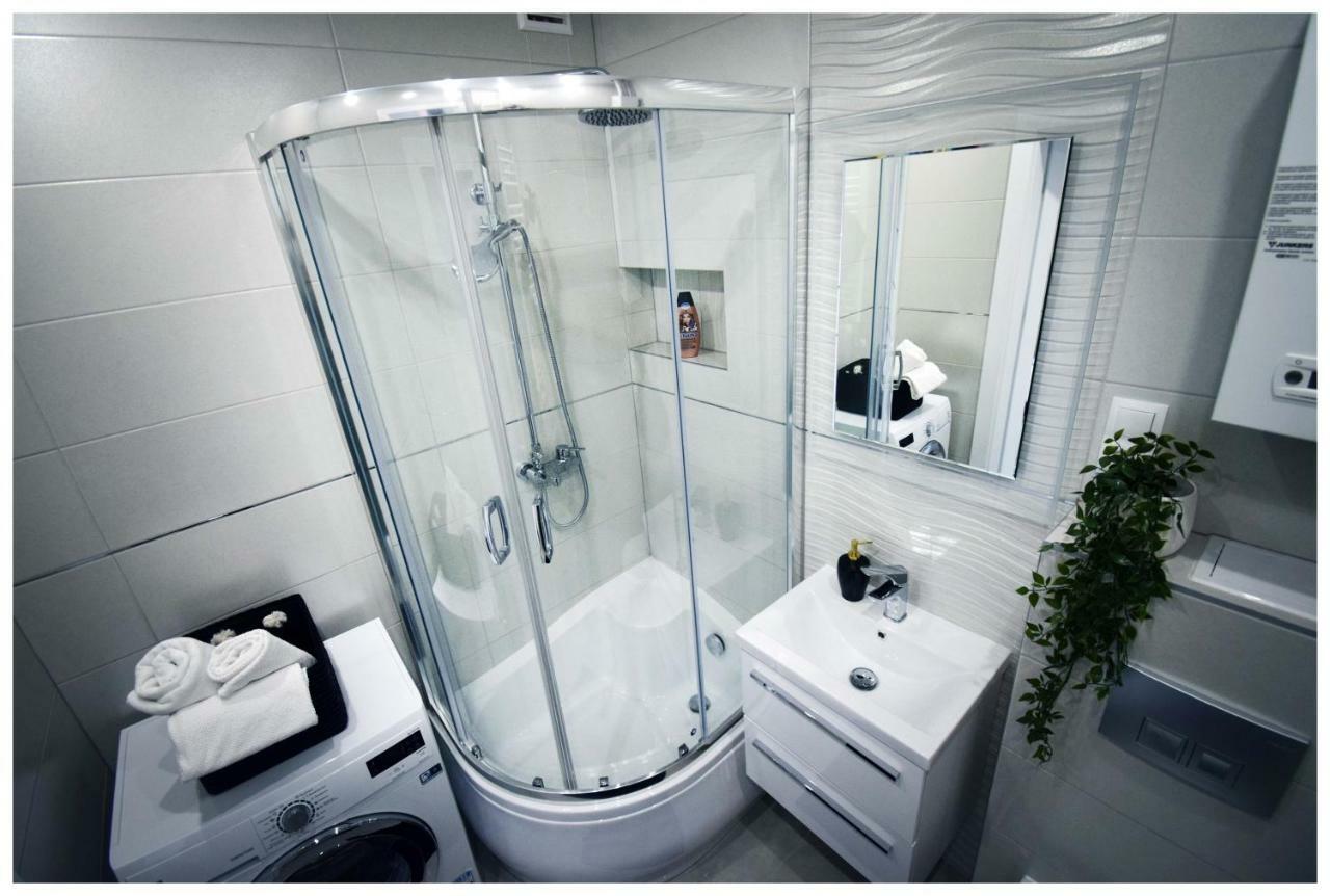 Color 24 Premium Apartment สตาโลวา โวลา ภายนอก รูปภาพ