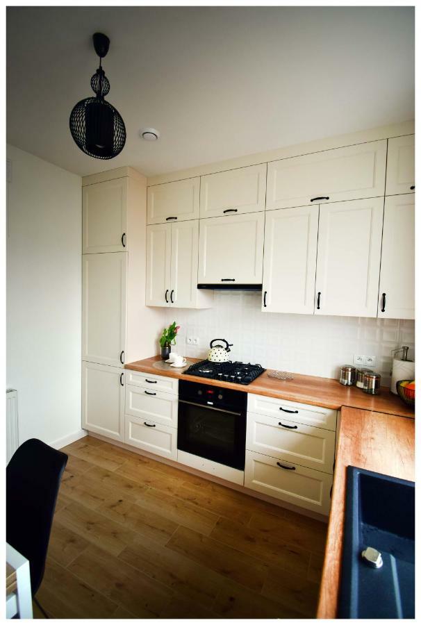 Color 24 Premium Apartment สตาโลวา โวลา ภายนอก รูปภาพ