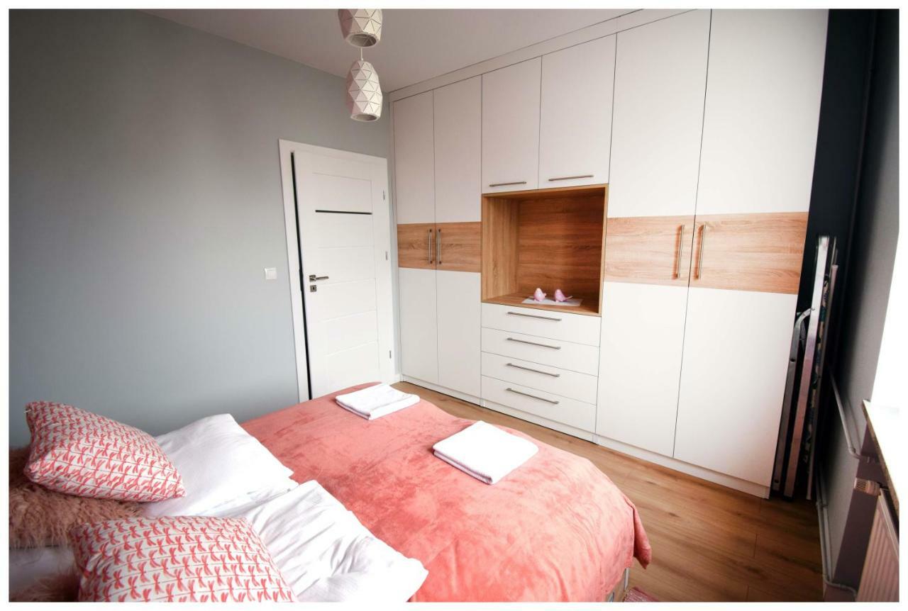 Color 24 Premium Apartment สตาโลวา โวลา ภายนอก รูปภาพ