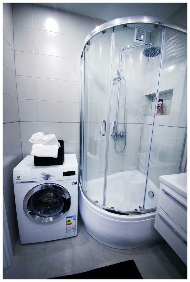 Color 24 Premium Apartment สตาโลวา โวลา ภายนอก รูปภาพ